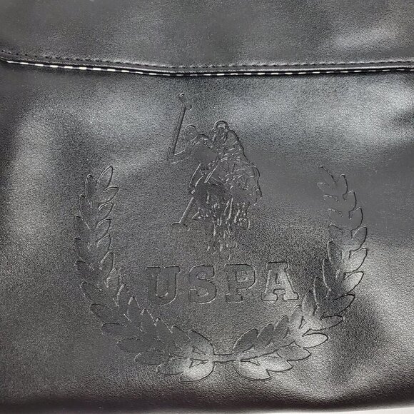 U.S. Polo Assn. Black & Tan Crossbody Bag Purse Embossed Logo & Adjustable Strap - Picture 4 of 12